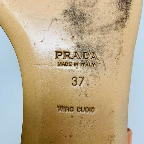 Prada Coral Patent Leather Sandals Made In Italy Worn A Few Times Size 37 (6.5) - Picture 6 of 12